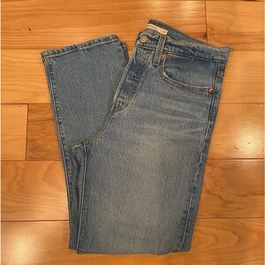 Levi’s Wedgie Straight